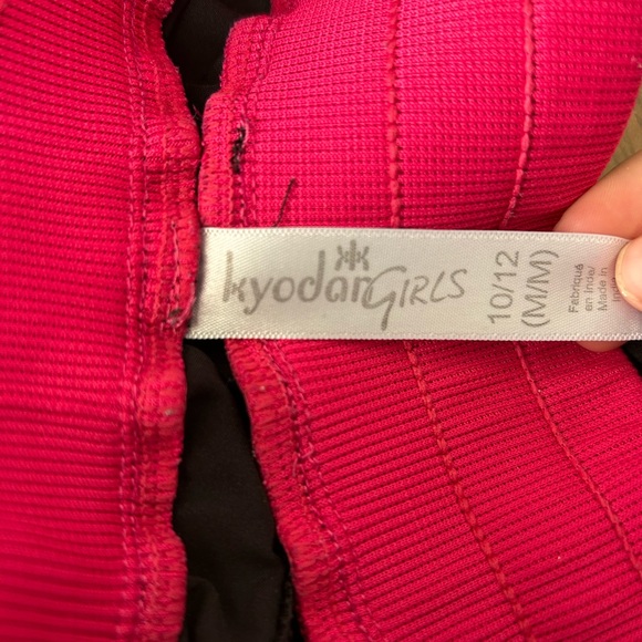 Kids girls pants 10/12 size medium. - Picture 2 of 5